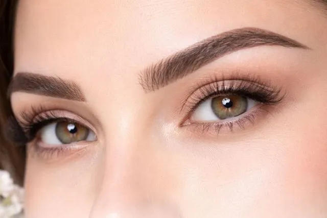 Sustaining Smooth Skin Between Threading Sessions