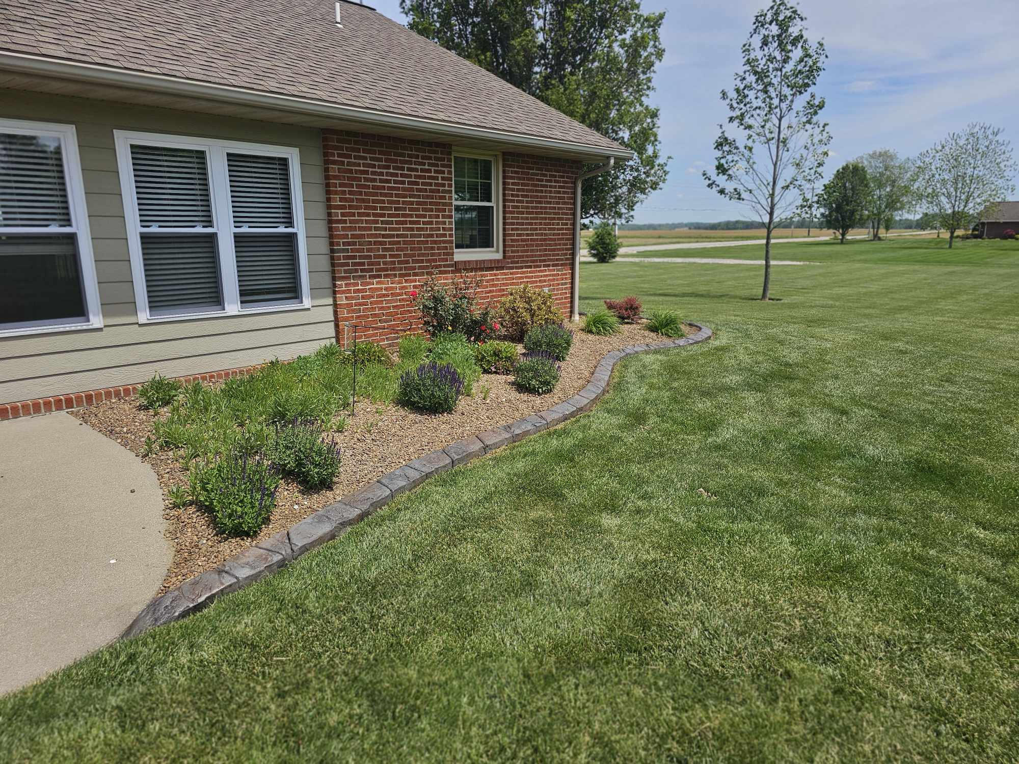 Decorative Concrete Curbing for Washington Indiana Yards