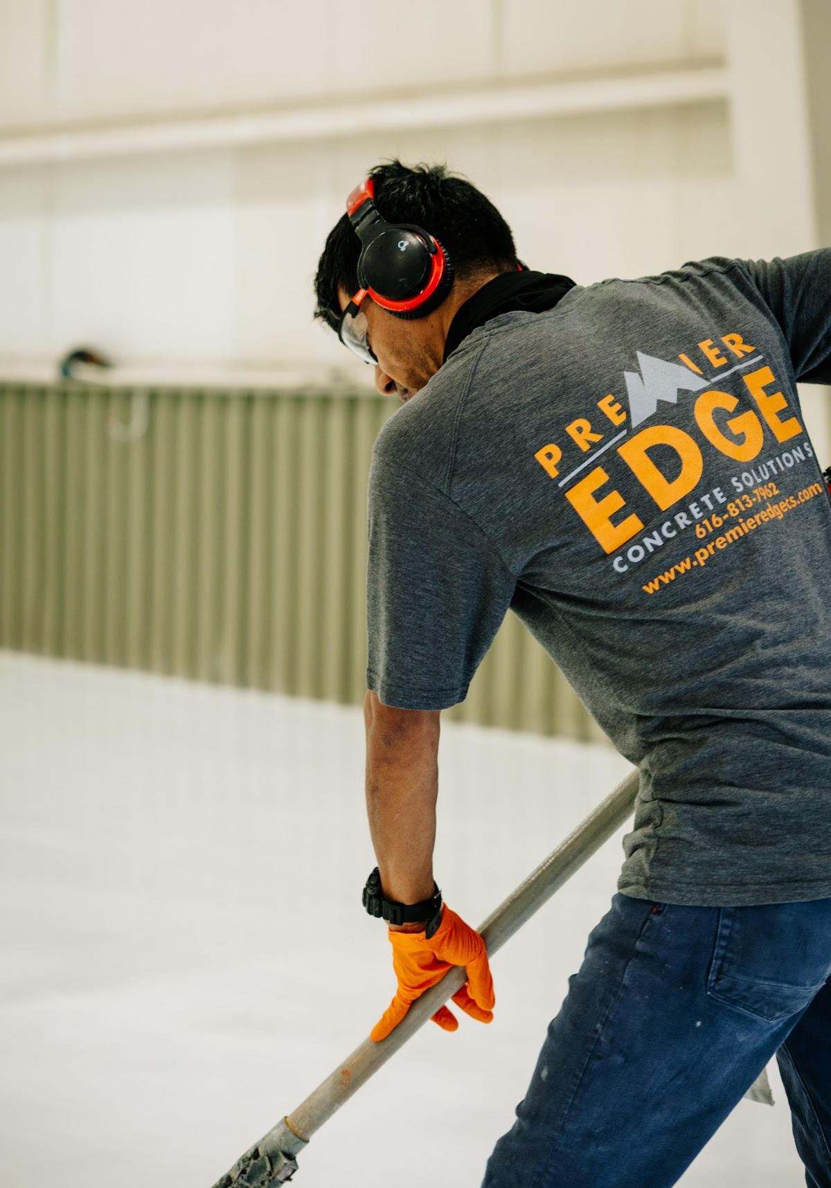 Long-Lasting Garage and Basement Floor Coating Systems