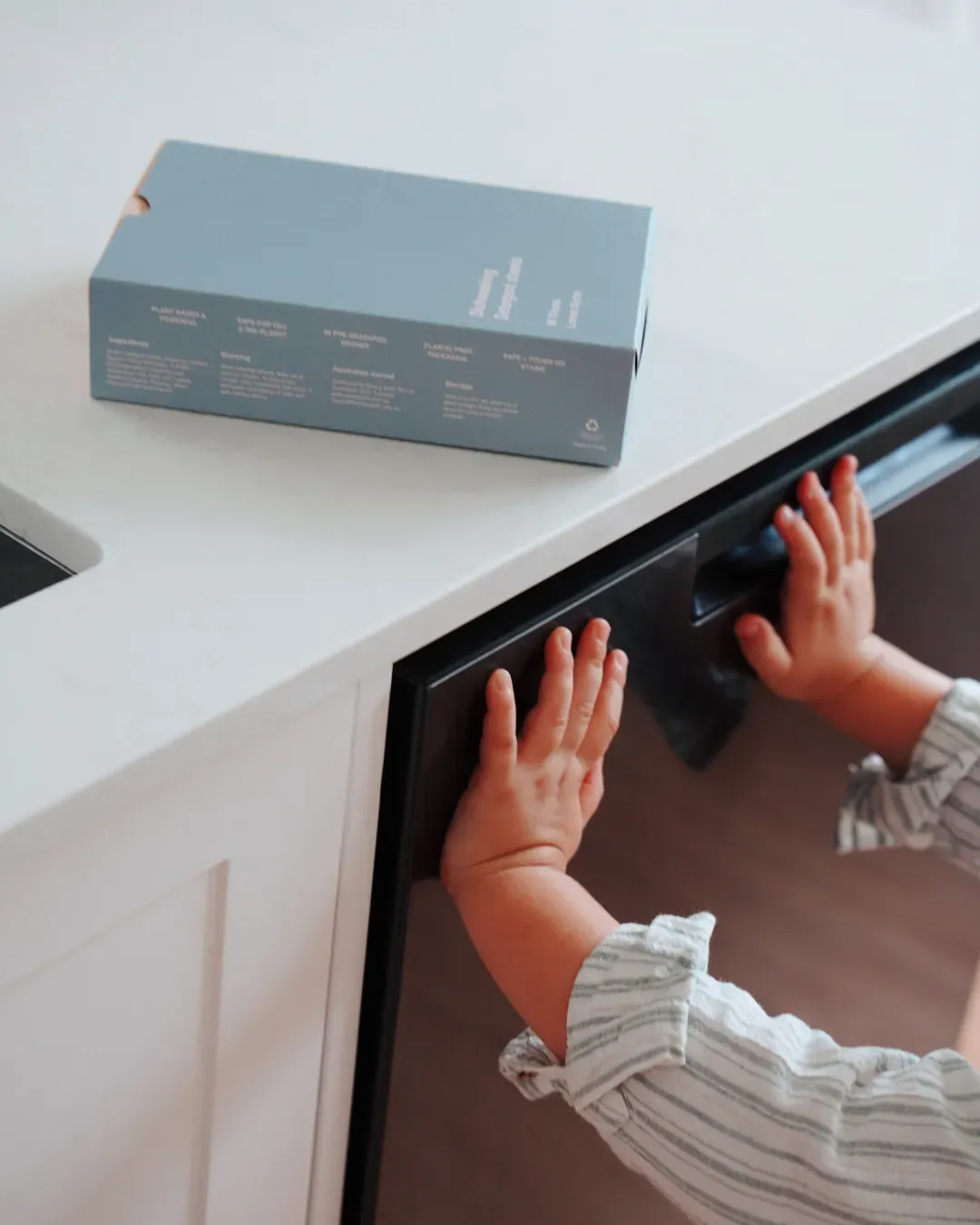 Sparkling Dishes, Sustainable Shine: Eco-Friendly Dishwashing