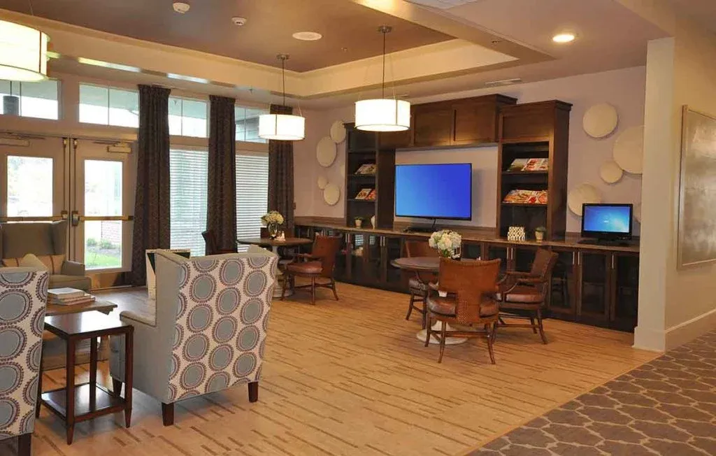 Experience Exceptional Senior Living in League City at The Crossings