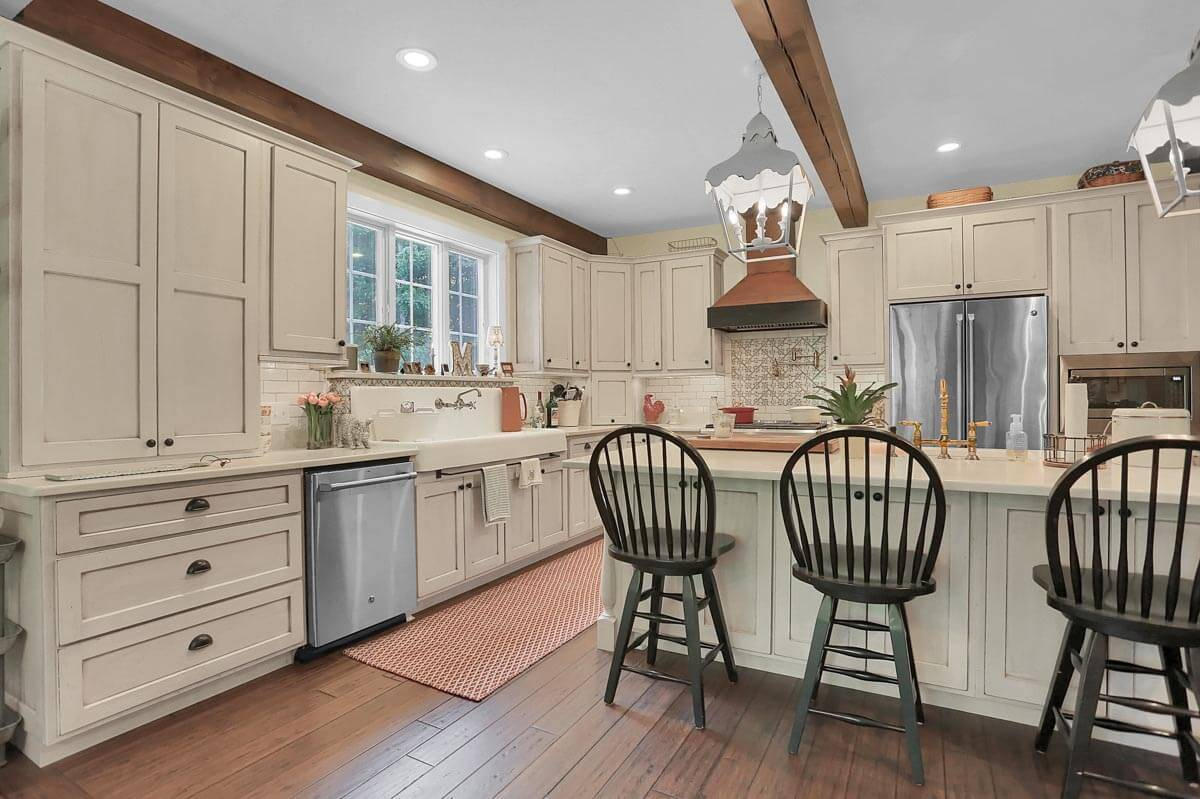 Benefits of Custom Cabinetry in Harrisburg