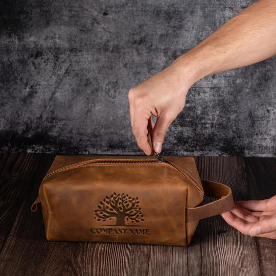 Chic Corporate Gifts that Reflect Personal Touch