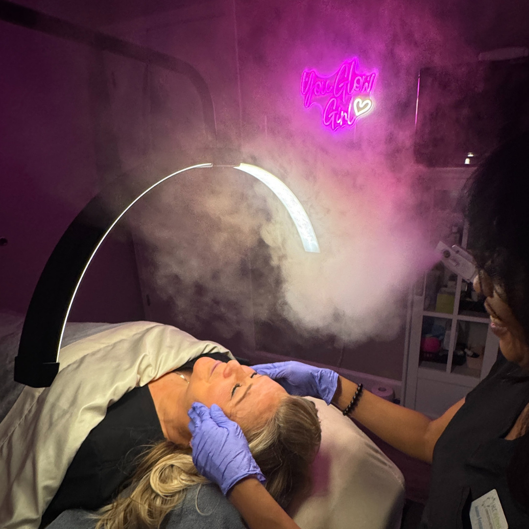 Microneedling: Renew Your Skin's Glow