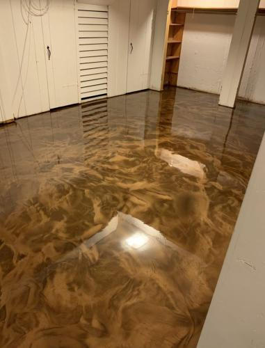 Glossy Metallic Epoxy Flooring