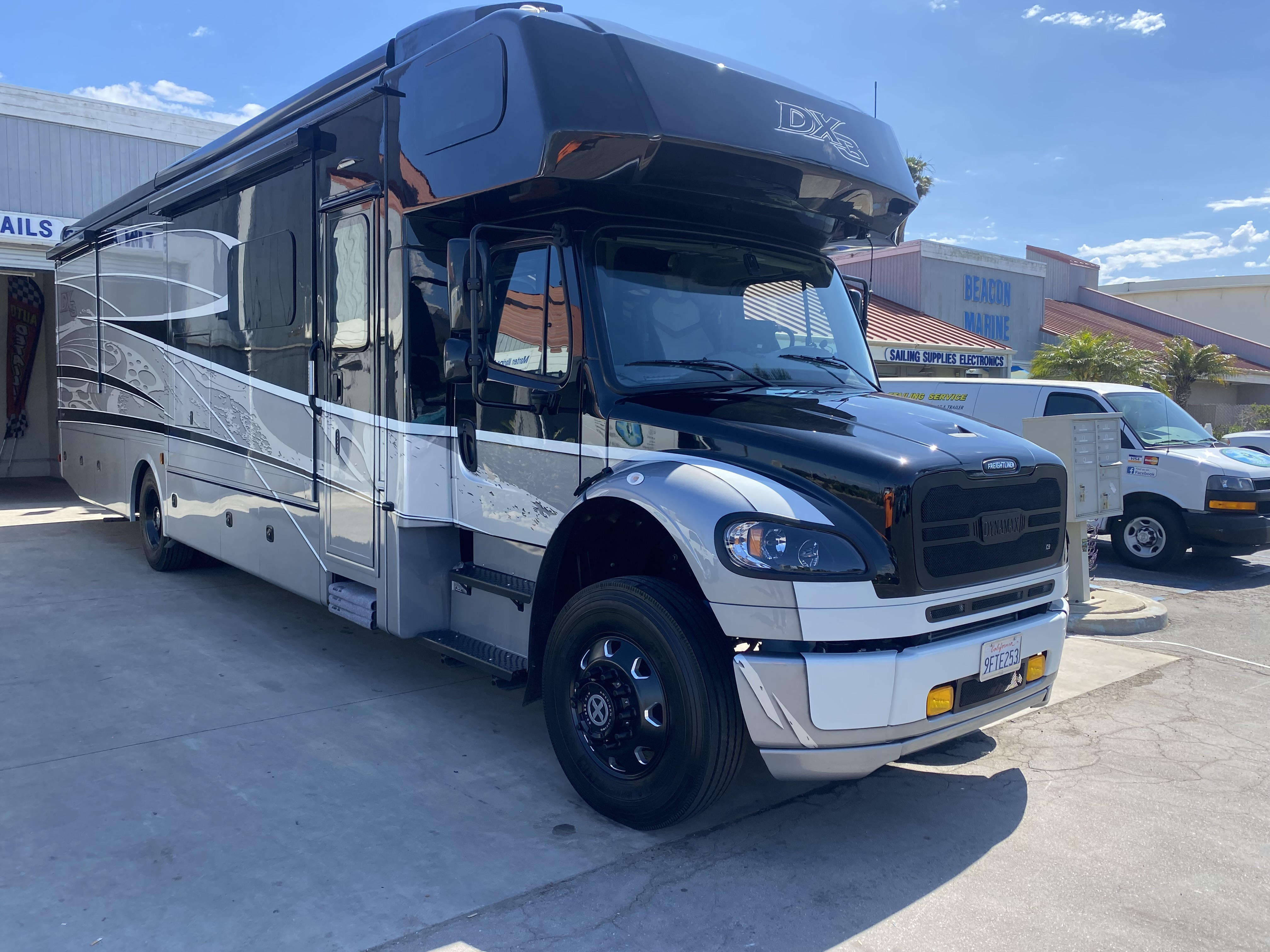 Advantages of Ceramic Coatings for RVs