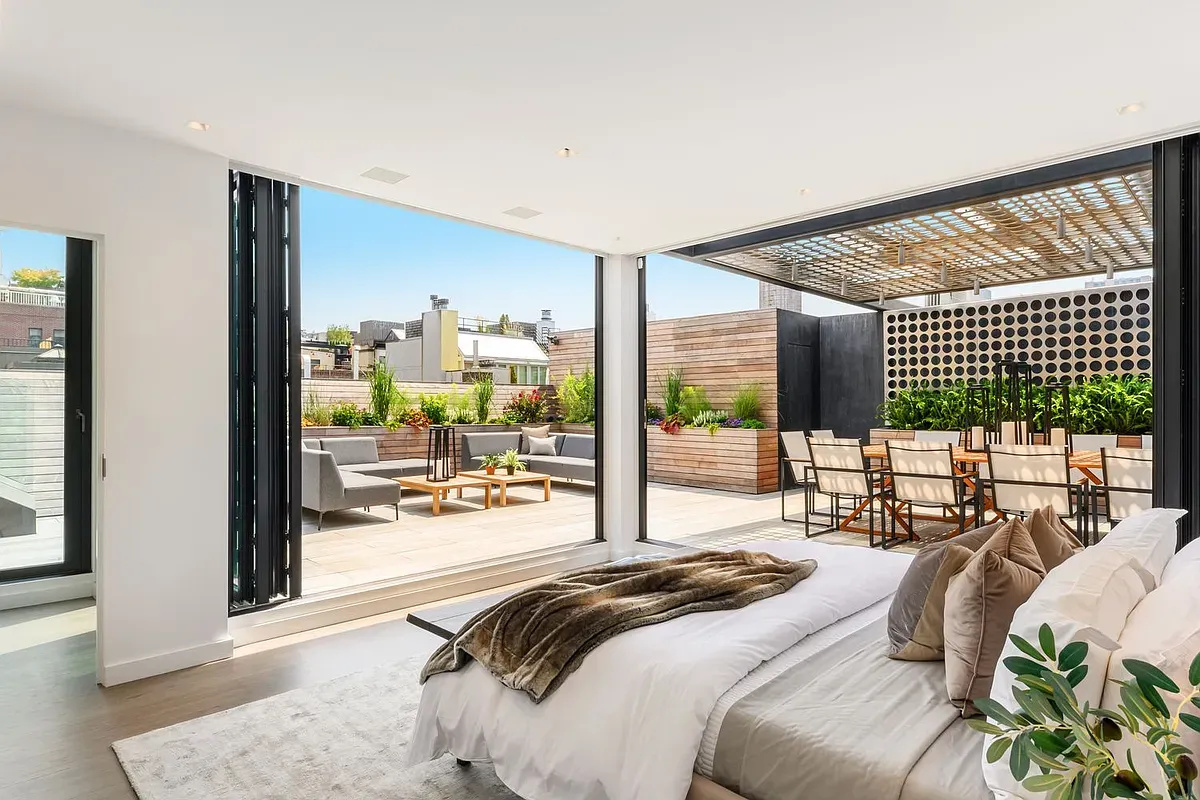 Manhattan Luxury Townhouses and Brownstones Expertise
