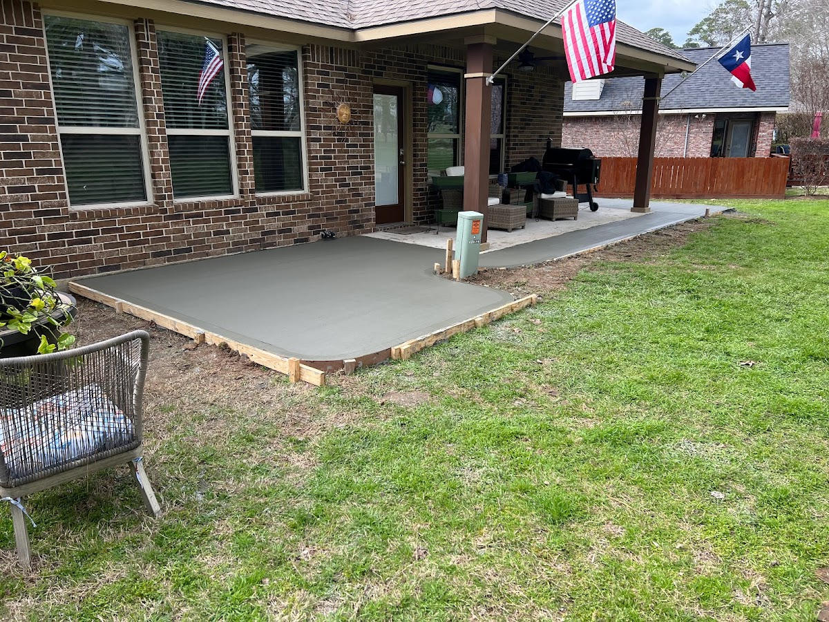 Driveways, Patios, and Sidewalks Engineered for Southeast Texas Conditions