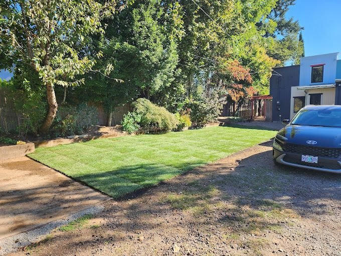 Tailored Landscape Design for Milwaukie Homes