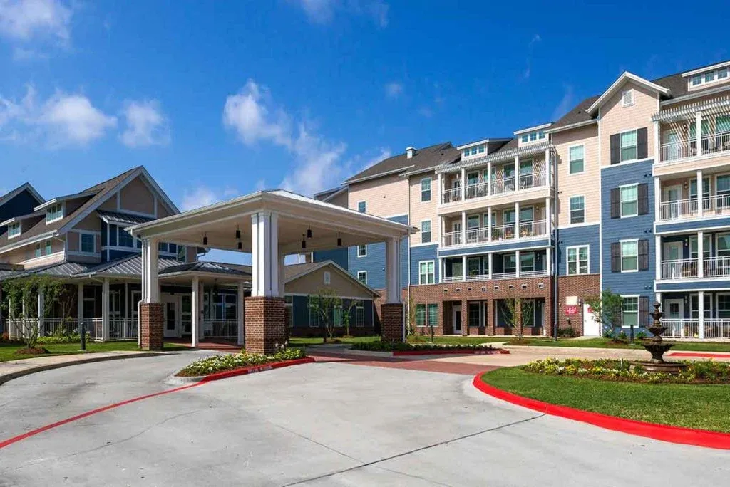 Assisted Living Tailored for Support