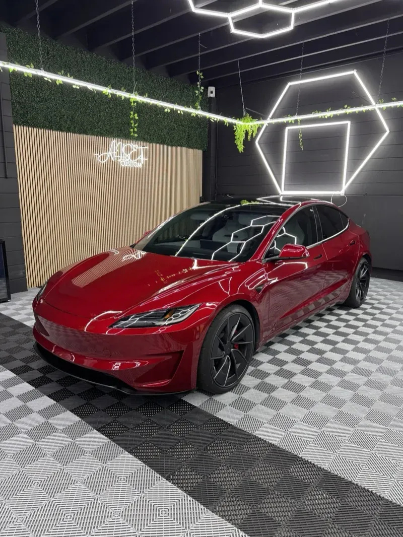 Professional Vehicle Wrapping Services