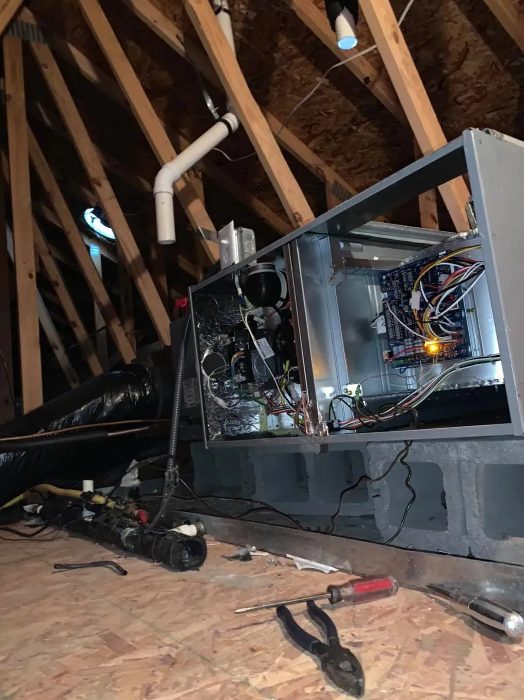 Emergency HVAC Repairs and Seasonal Maintenance