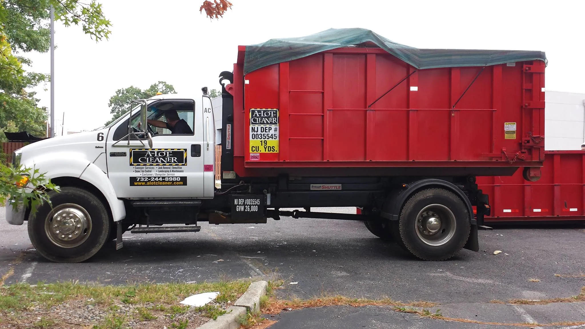 Responsible Fluid Containment and Eco-Friendly Dismantling