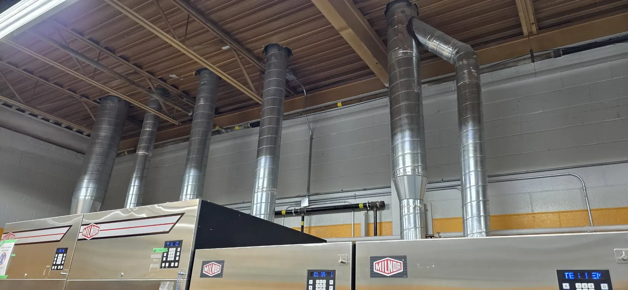 Premier Commercial Laundry Services in Toronto for Businesses