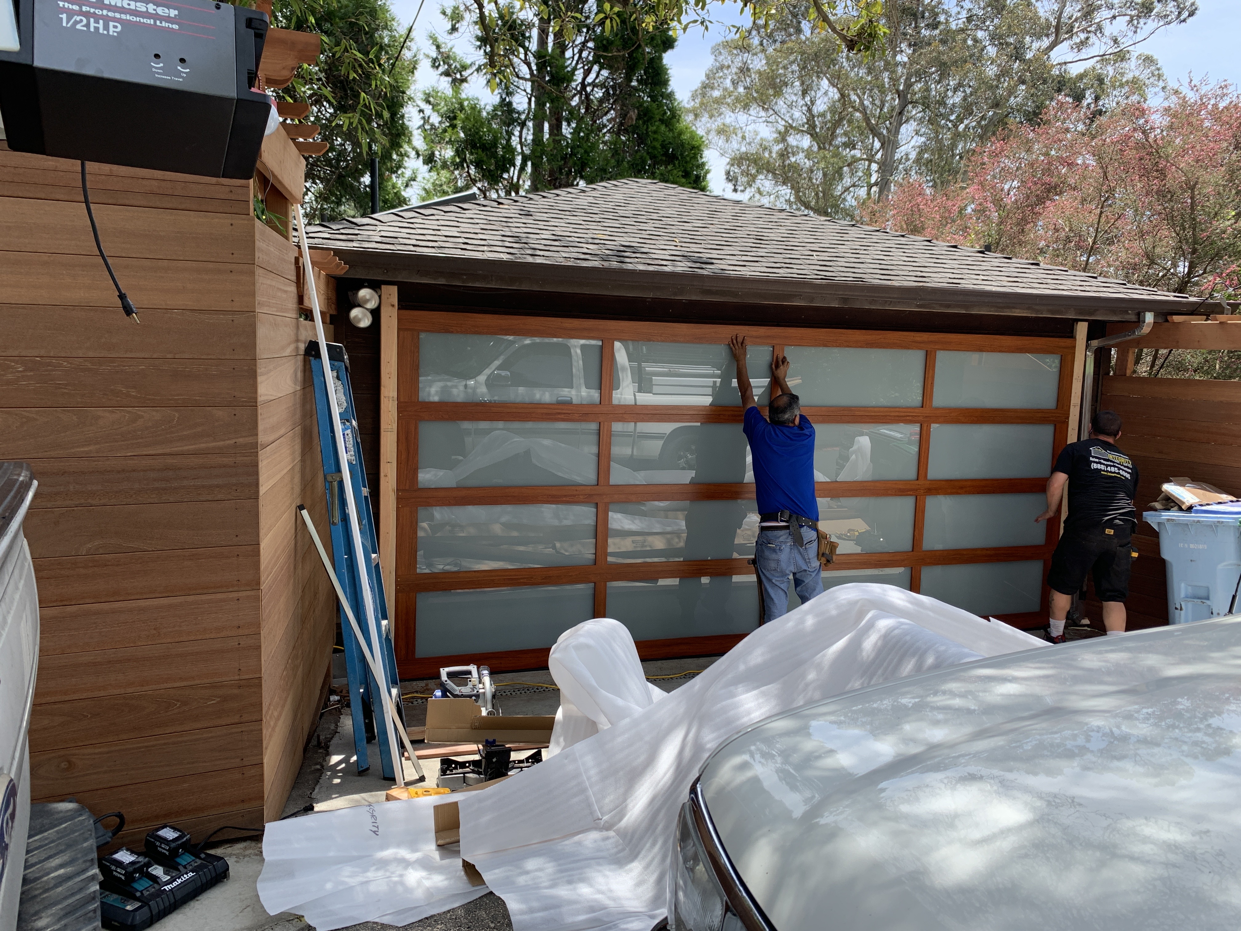 Proficient Garage Door Repair Solutions in Pleasanton