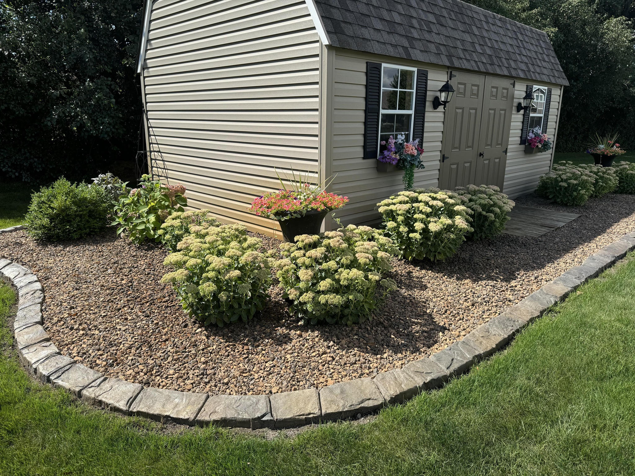 Tailored Curbing Solutions for Your Unique Landscape