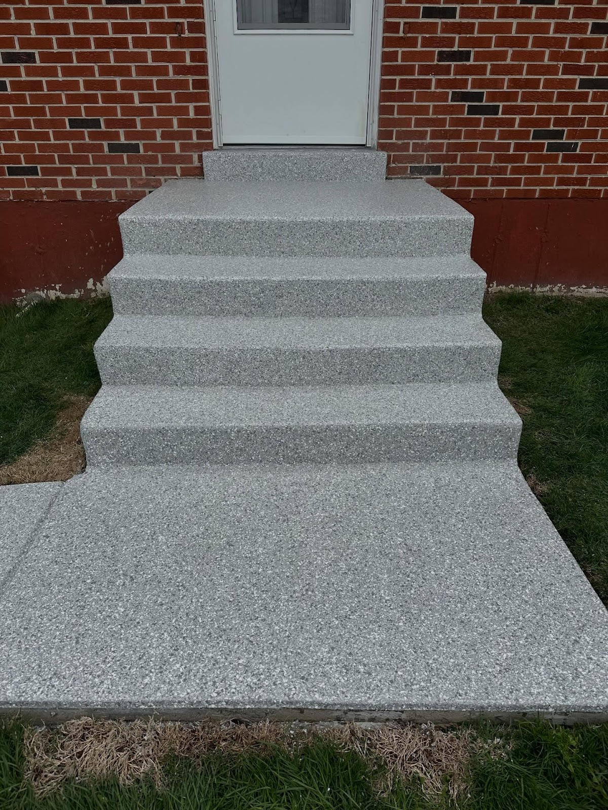 Year-Round Weather Defense Supported by a Lifetime Warranty