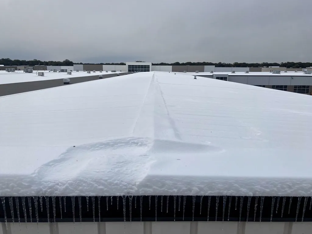 Why Is TPO Roofing Ideal for Minnesota’s Extreme Climate