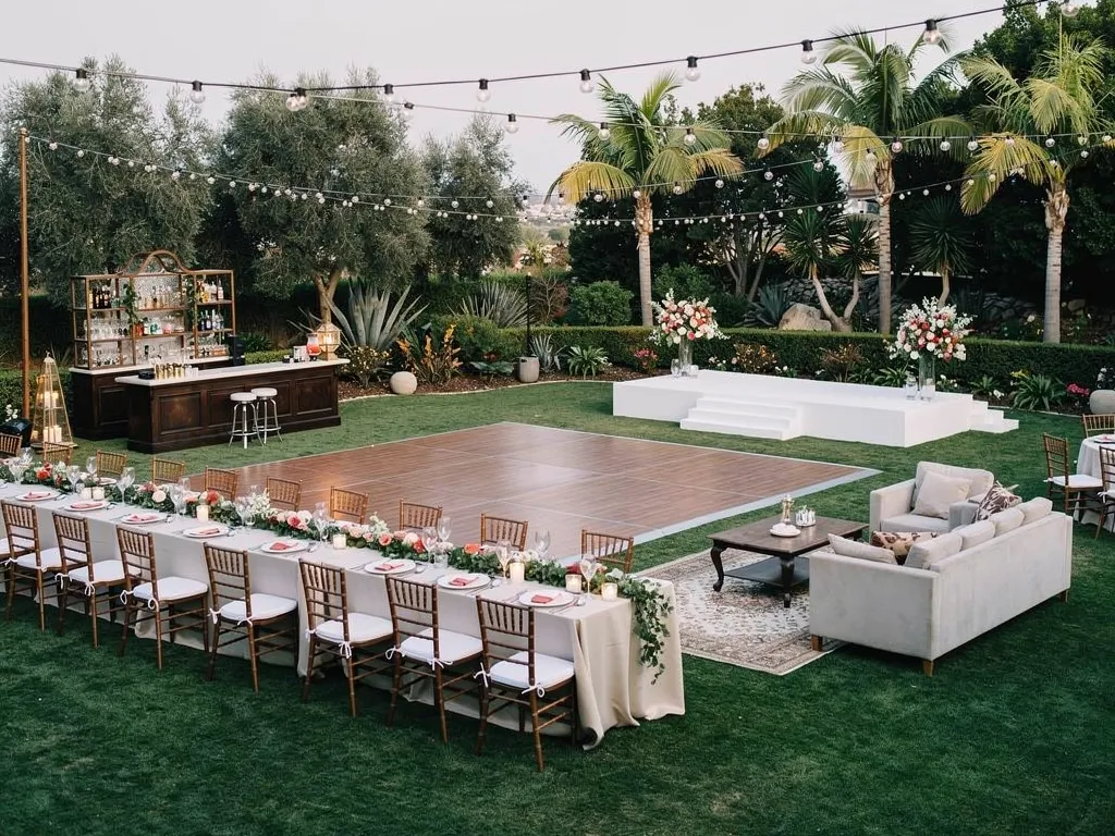 Use Ventura Rental to Bring the Entertainment Layout Together