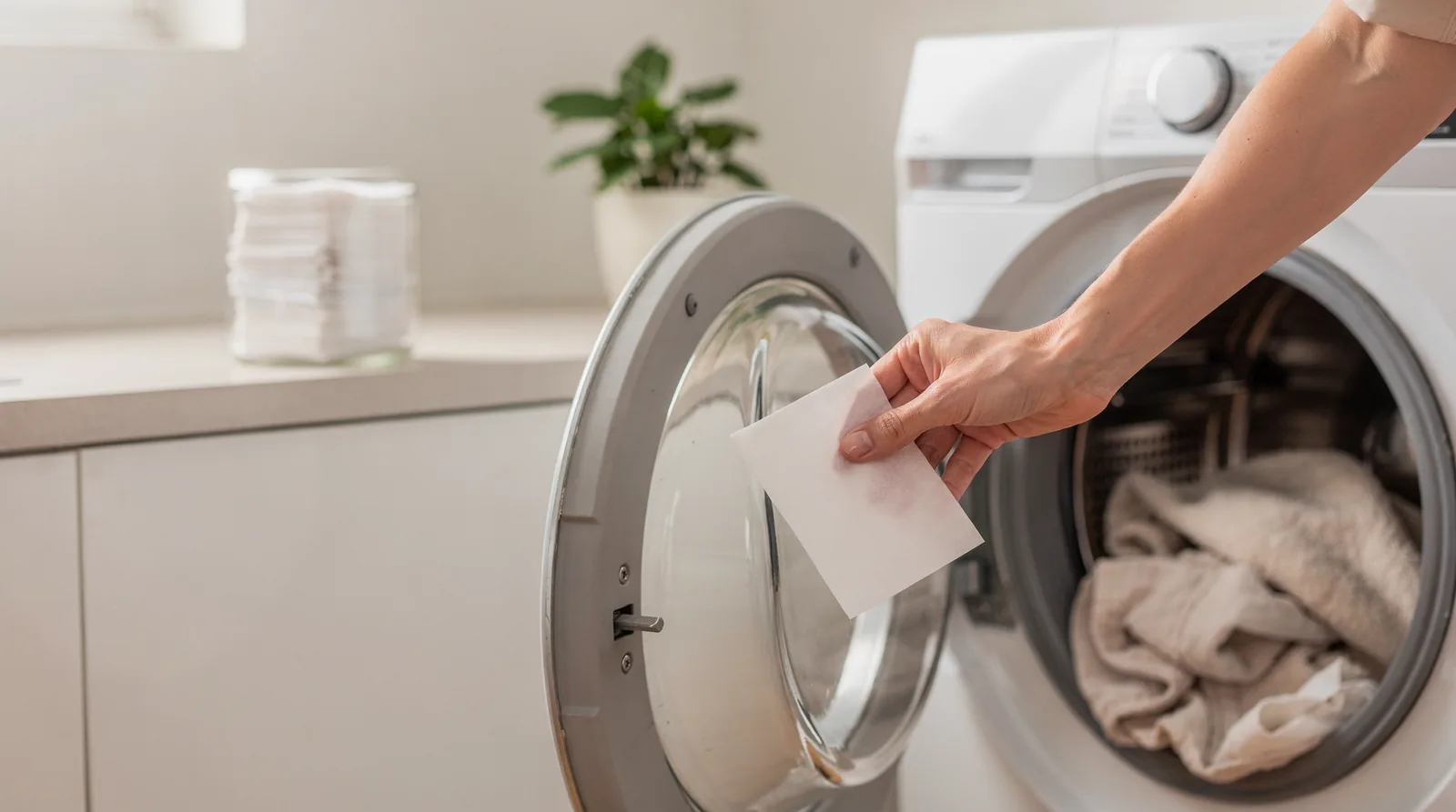 Detergent sheets are a plant-based alternative to traditional liquid or powder detergents.; Easey Earth sheets