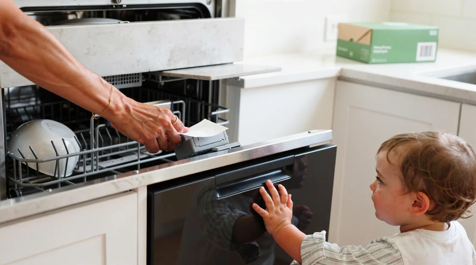 Easey Earth's sheets are dermatologist tested and work in every machine, ensuring they handle tough