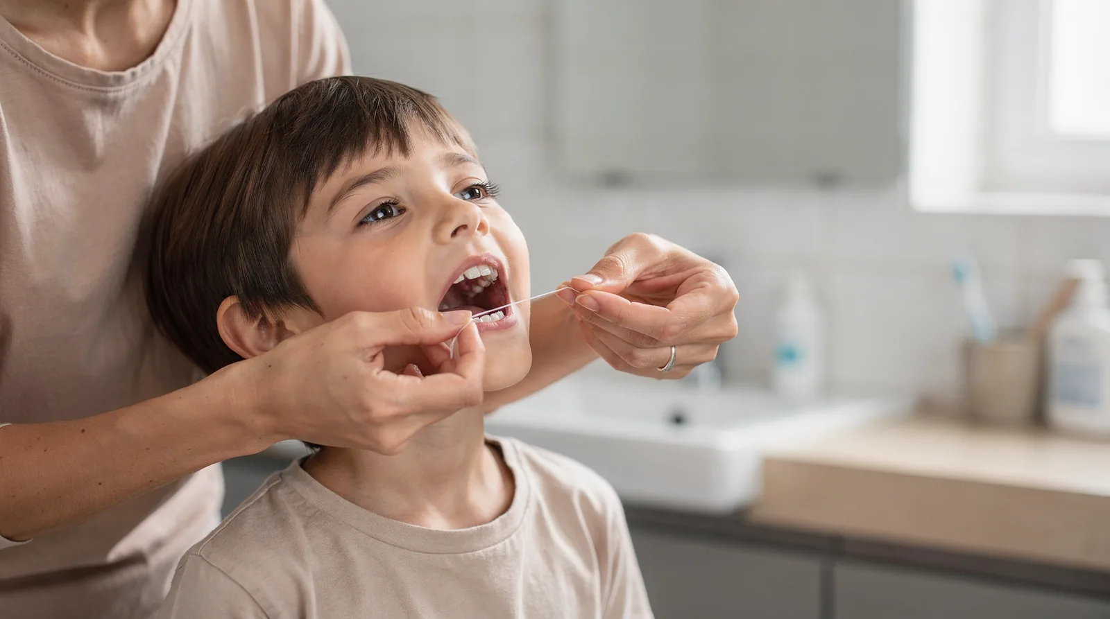 Kids Flossing: Tips for Healthy Teeth
