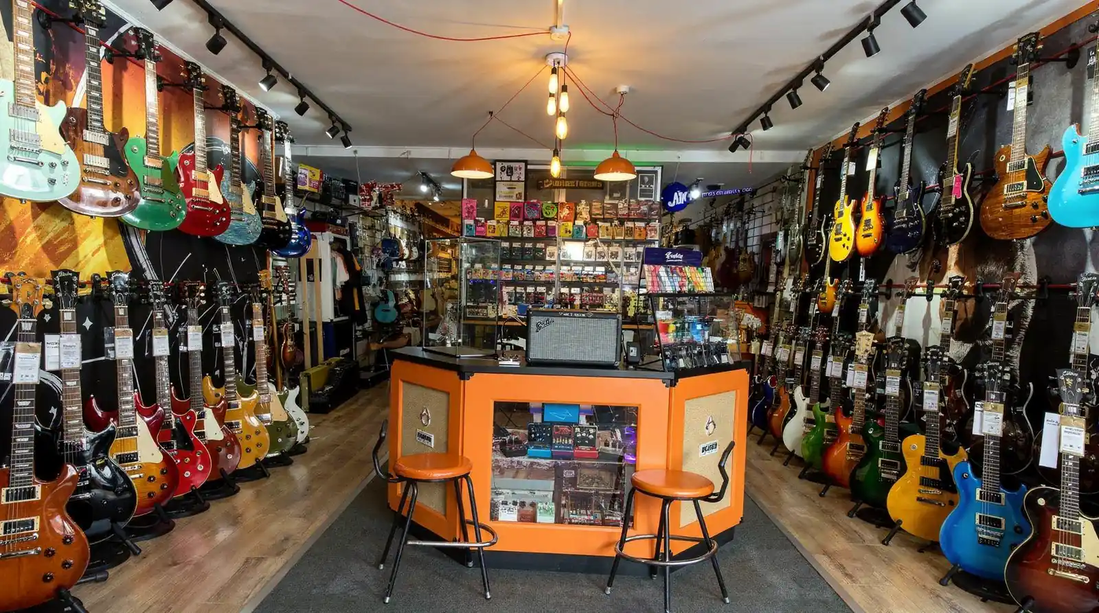 MusicStreet's Huntingdon showroom and online store stock Fender and Gibson models among other respected manufacturers