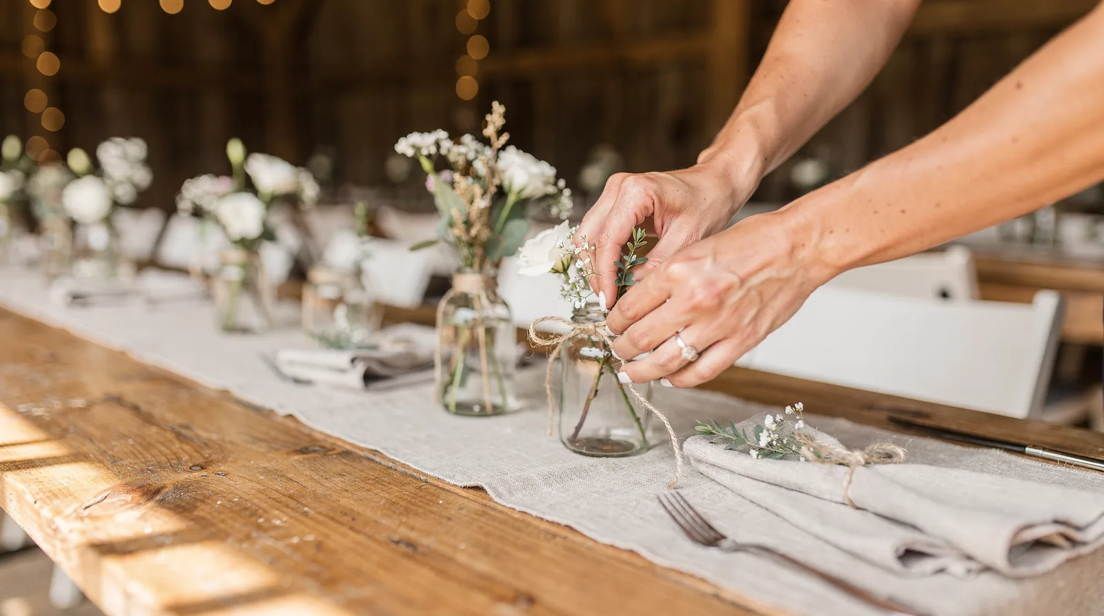 Twig pencils are a natural fit for a rustic wedding theme. According to Zola Expert