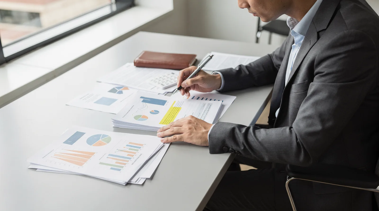 How Do Business Credit Scores Actually Work