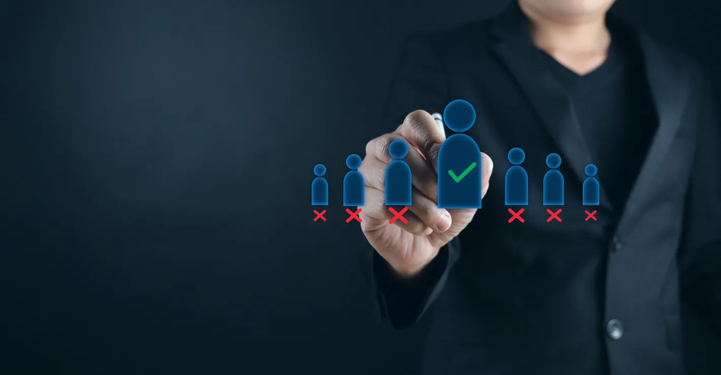 Image depicting people tracing in London