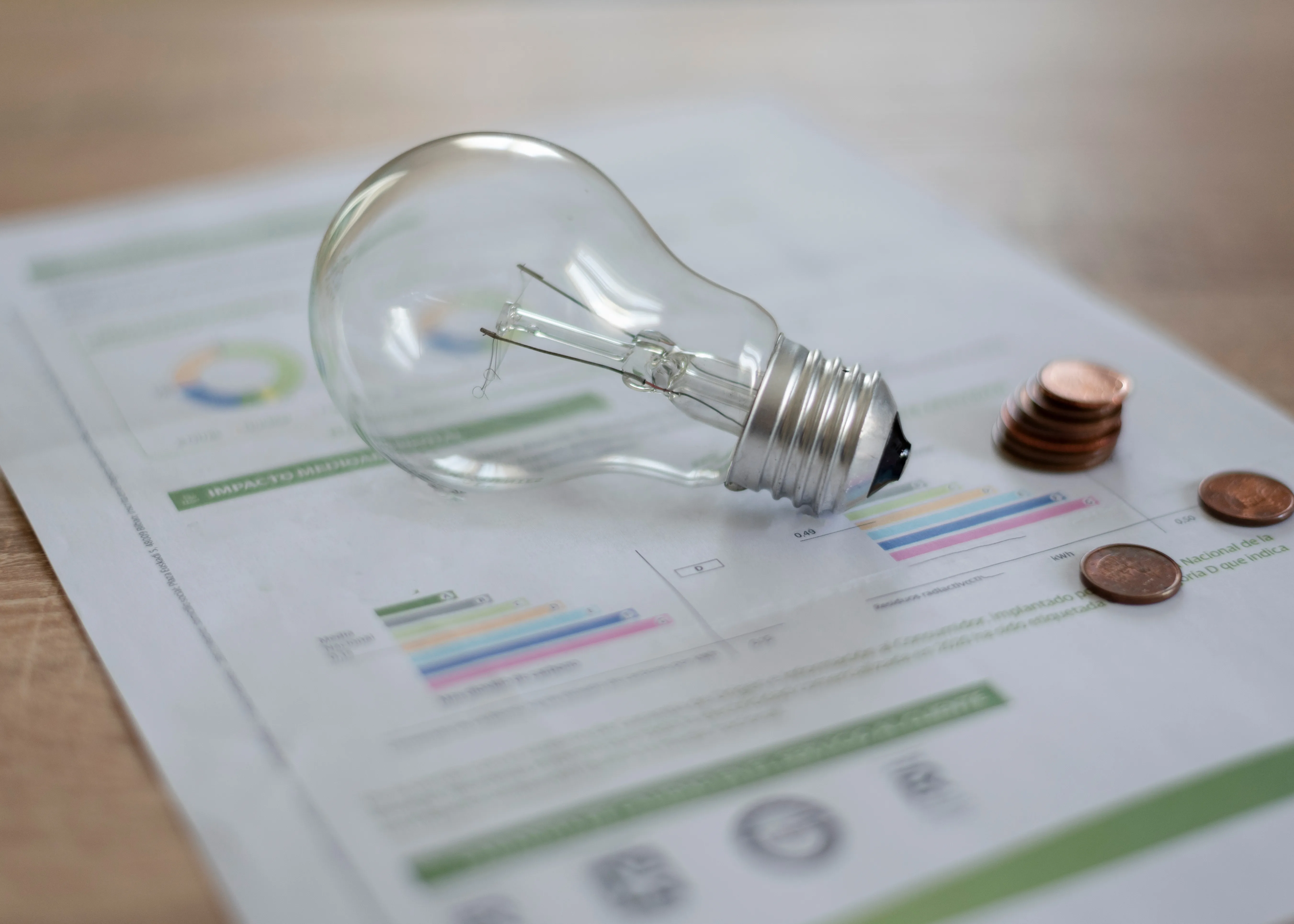 Graphic showcasing the clear benefits and positive experience of switching to New Wave Energy for electricity supply. Graphic showcasing the clear benefits and positive experience of switching to New Wave Energy for electricity supply.