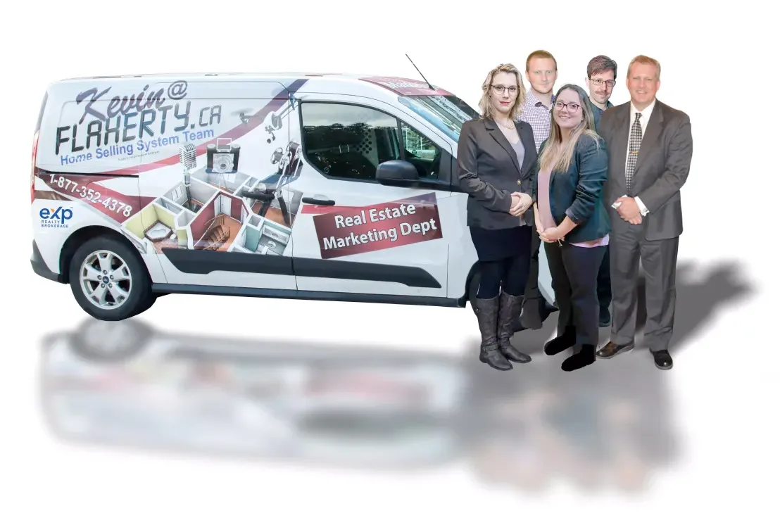 Show 5 marketing team experts in front of a branded marketing team van