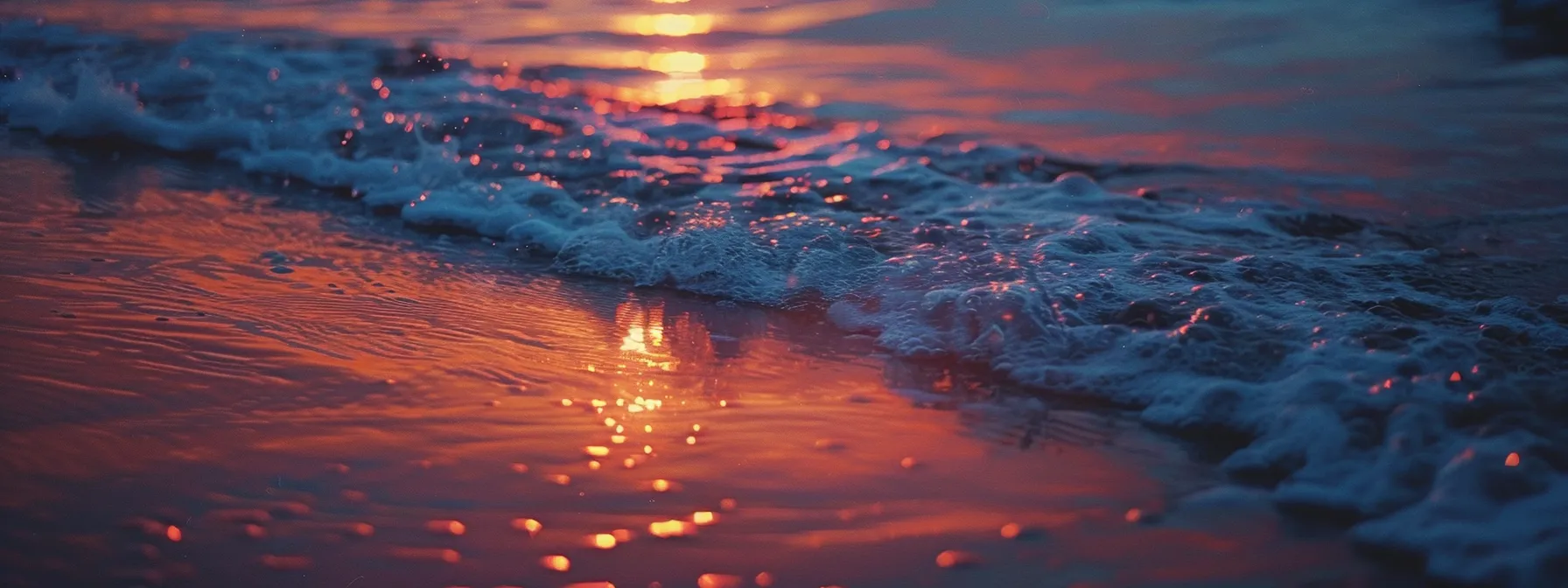 a resplendent sunset casts vibrant hues of orange and pink across the tranquil ocean, reflecting the serene beauty of nature's dusk. a resplendent sunset casts vibrant hues of orange and pink across the tranquil ocean, reflecting the serene beauty of nature's dusk.