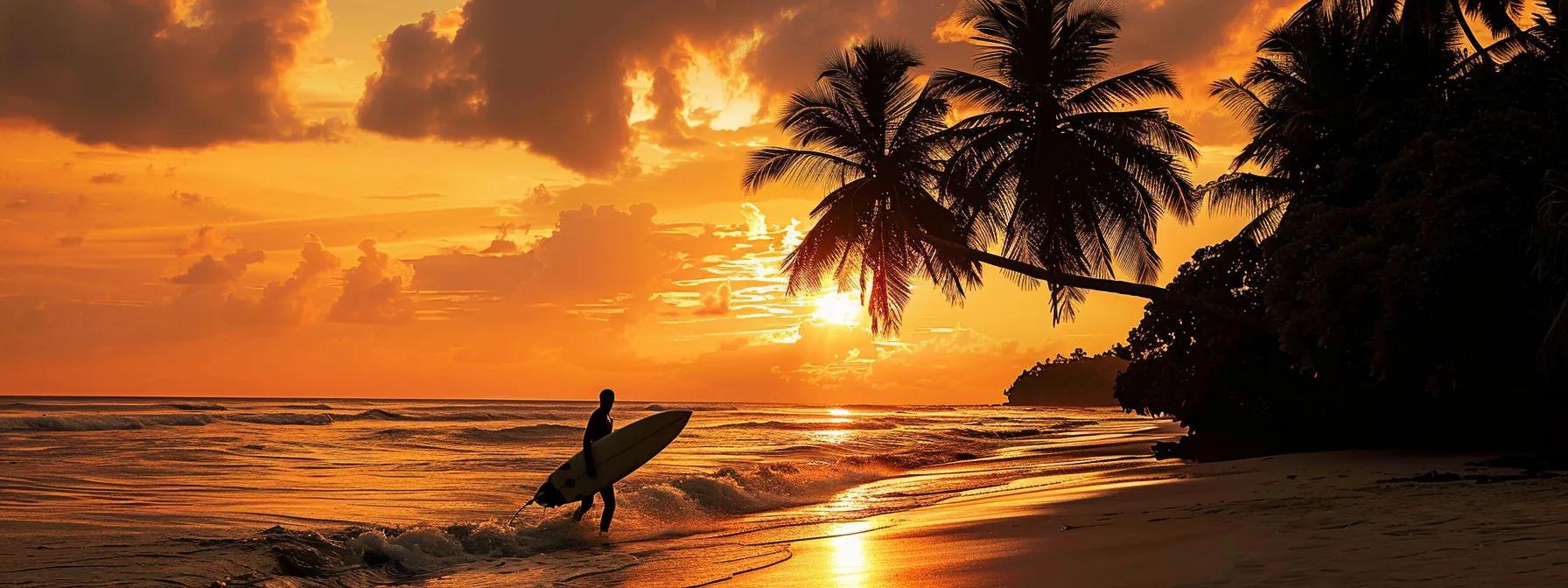 show a surfer silhuette against the sunset in a tropical beach