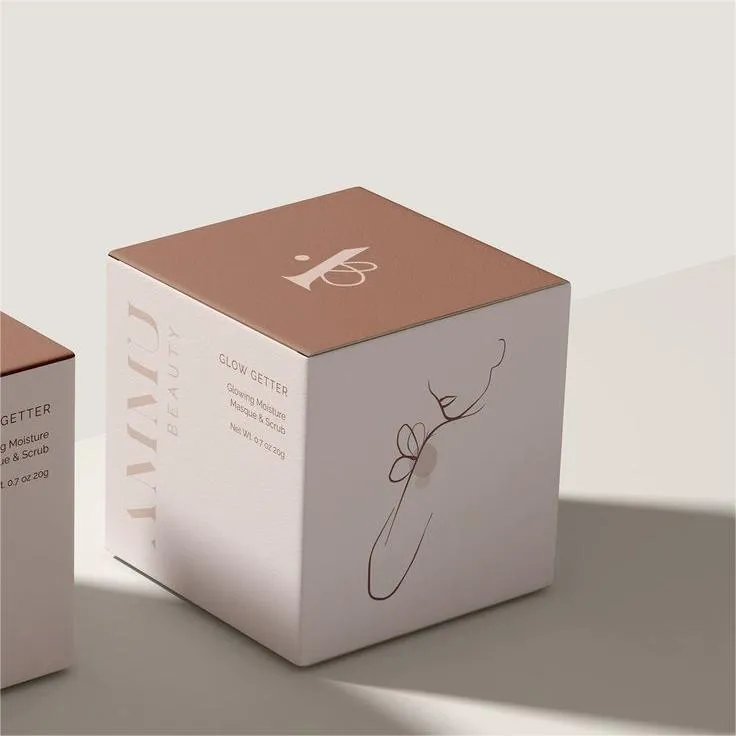 Wie Lansbox bei der Erstellung individueller Etiketten für Gesichtscremedosen hilft, die den Anforderungen an Compliance und Branding entsprechen