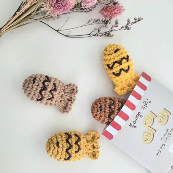 제이공방 - 손끝에서 피어나는 따스함: 제이공방의 코바늘 수세미, 뜨개 코스터, 캣닢 인형, 그리고 붕어빵 키링 이야기 이미지 0