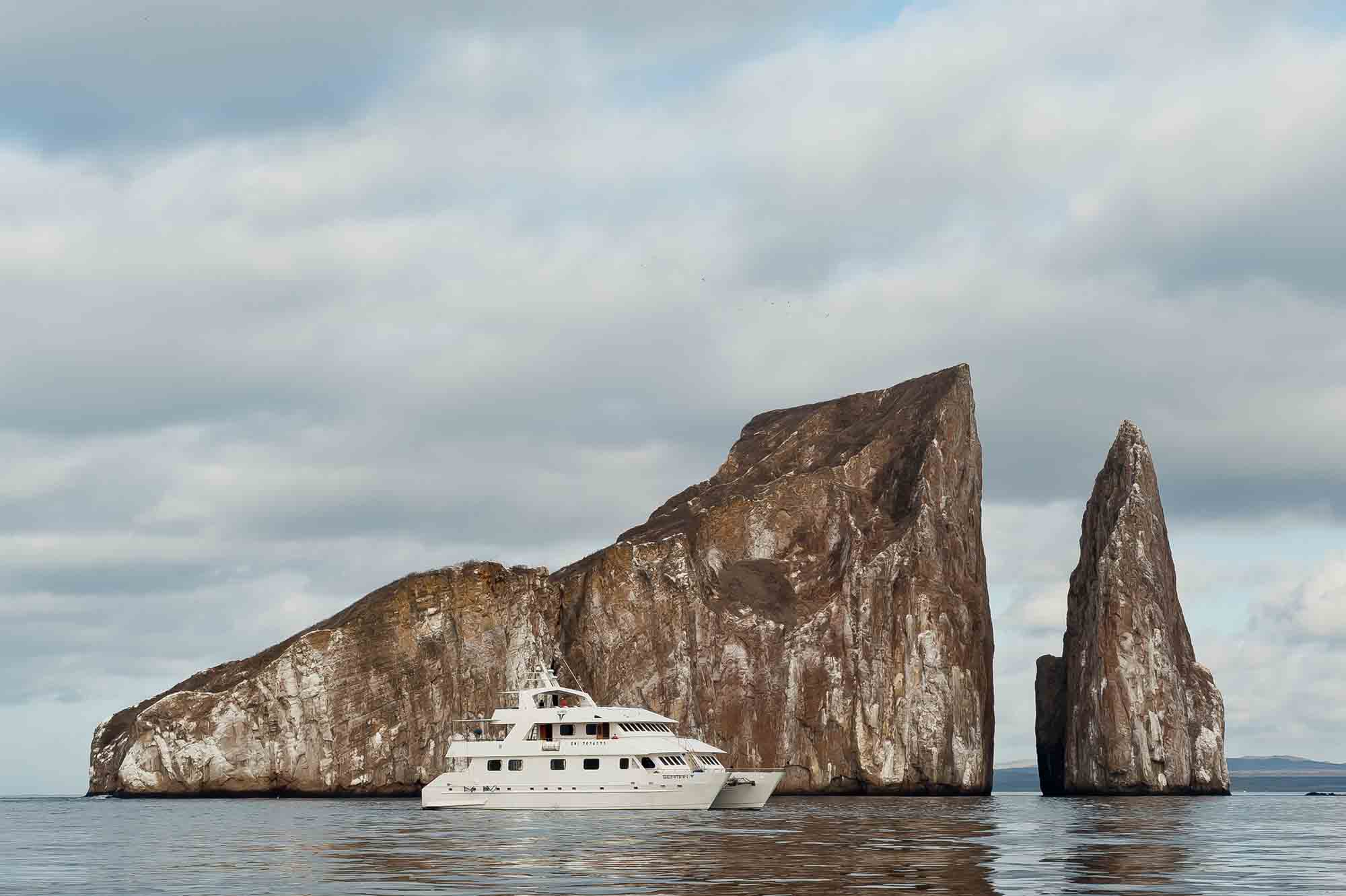 Exterior view | Seaman Journey Catamaran