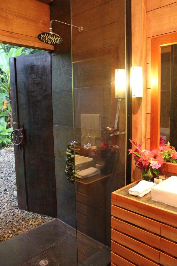 Bathroom | Hamadryade Lodge