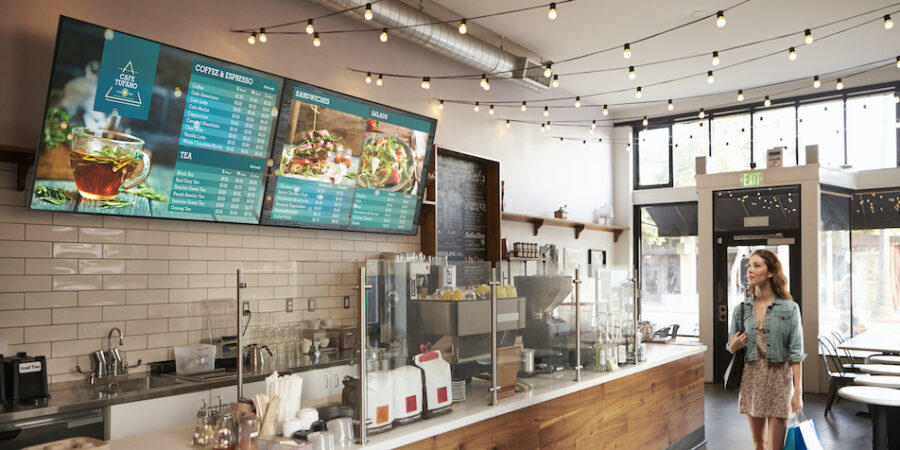 Revolutionizing the Dining Experience: The Rise of Digital Signage in Restaurant Menu Display Screens