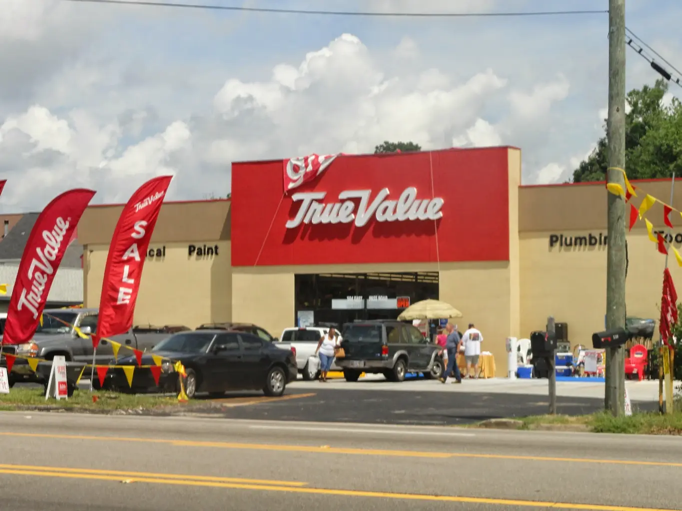 TRUE VALUE PASS ROAD