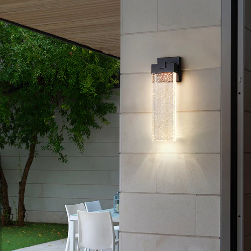DECORATIVE OUTDOOR LED WALL LAMP - 11W
