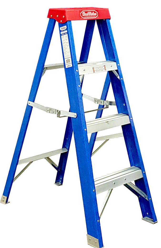FIBERGLASS & ALUMINUM STEP LADDER - 6FT