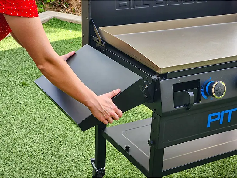 4-Burner Deluxe Gas Griddle with Side Shelve +Lid