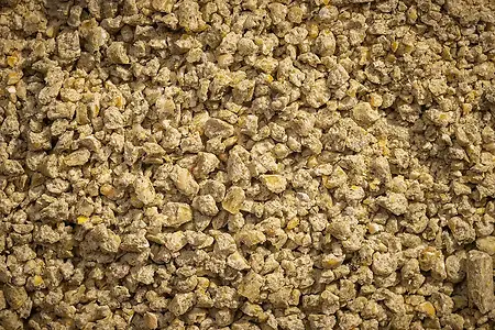 Organic Layer Crumbles 17% Protein 40 lb