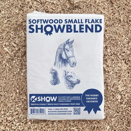 ShowBlend Softwood Small Flake 7.5 cu ft