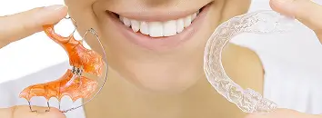 Retainers at Issa Dental Group.