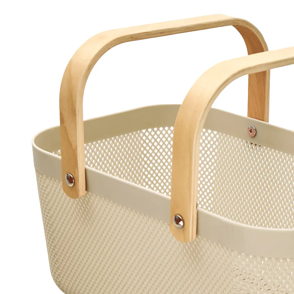 Mesh Basket with Wooden Handle