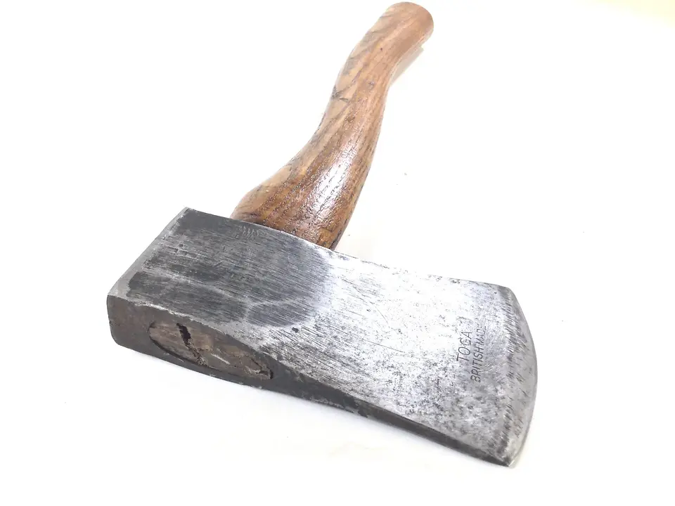 Axe with Wooden Handle – 600 Grams