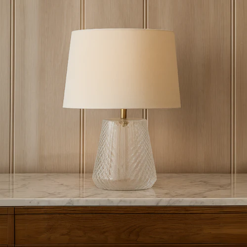 Decorative Table Lamp White Finish – 1 × E27 – 60 Watt