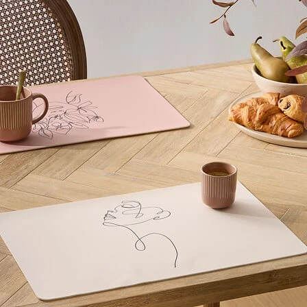 SG FACE PLACEMAT - ASSORTED COLORS - 45X30 CM